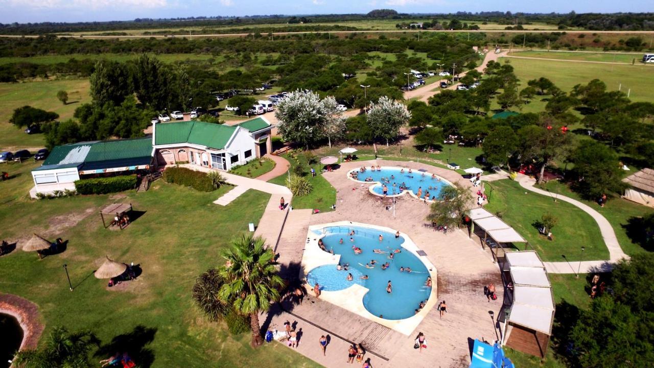 Villa Cabanas Termas Del Guaychu Gualeguaychú Exterior foto